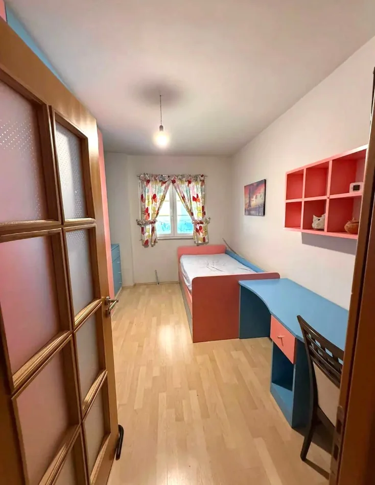 Tirane, shitet 2+1 , 91 m² 170.000 € (bulevardi Bajram Curri)