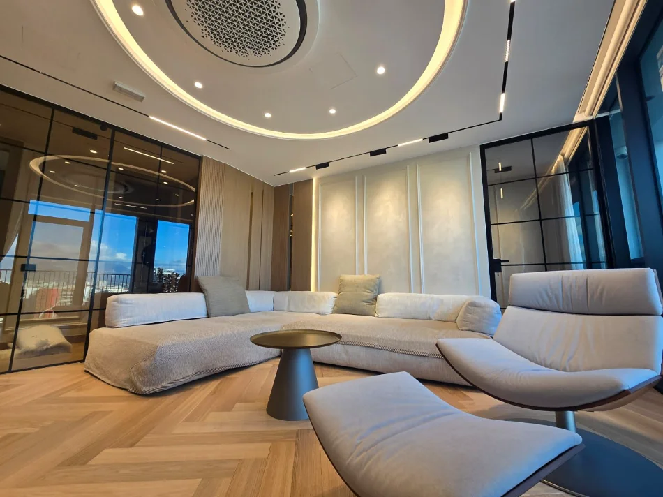 Tirane, shitet apartament 3+1 , 180 m² (Lake View Residencee)