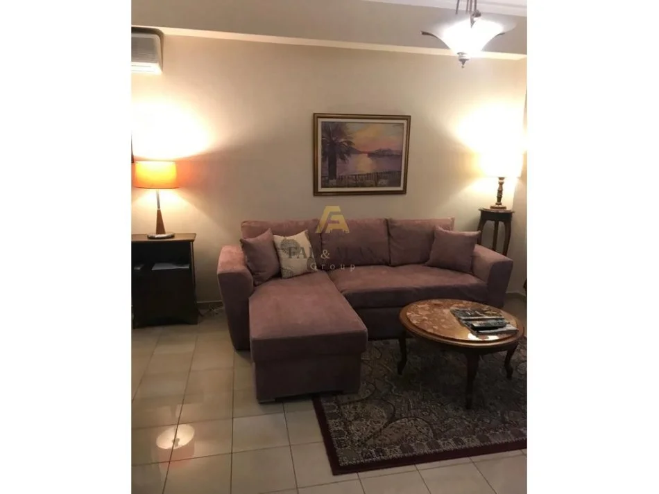 Tirane, jepet me qera apartament 2+1 Kati 7, 90 m² 800 € (Ish Blloku)