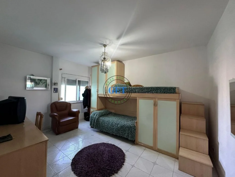 Durres, shitet 2+1+Ballkon Kati 6, 252 m² (Tregu i Vogel , Durres)