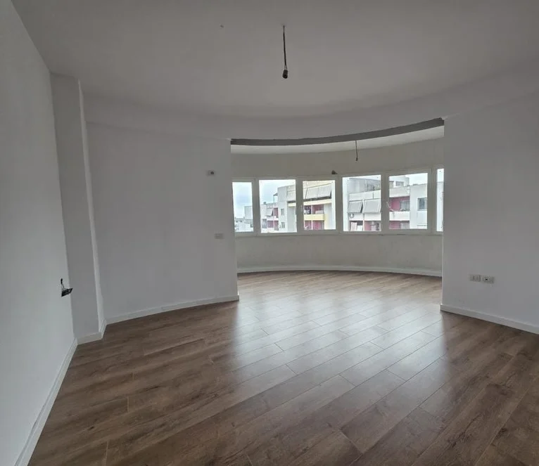 Shqiperi, shitet apartament 3+1 , 134 m² 199.999 € (Kompleksi Molla)