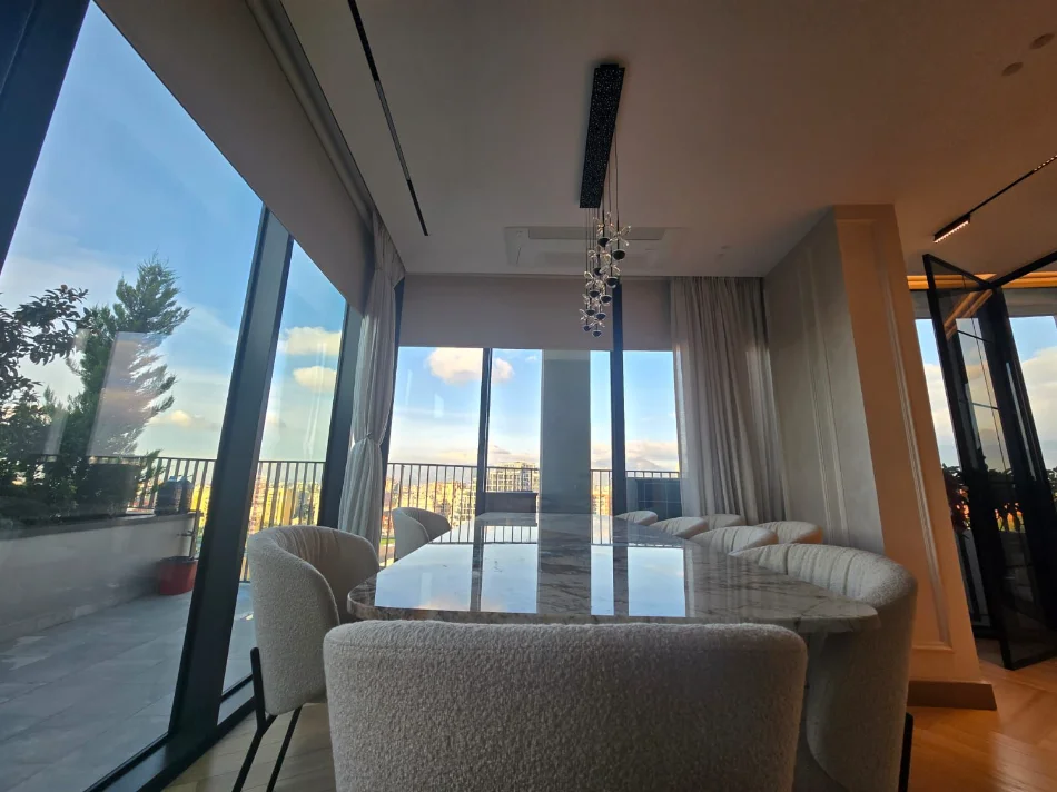 Tirane, shitet apartament 3+1 , 180 m² (Lake View Residencee)