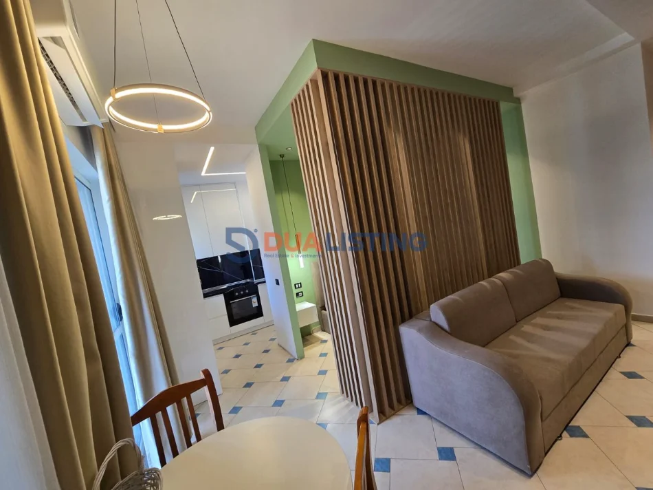 Tirane, jepet me qera garsonier Studio , 48 m² 400 € 