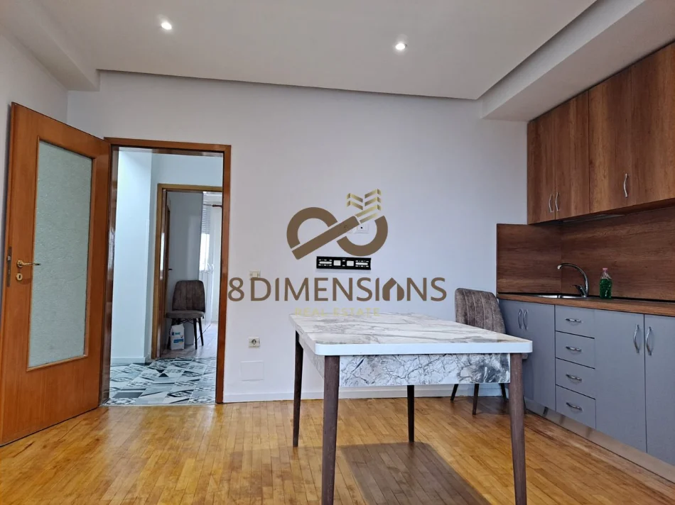 Tirane, jepet me qera apartament 2+1 Kati 2, 85 m² 55.000 € (Stacioni i Trenit)