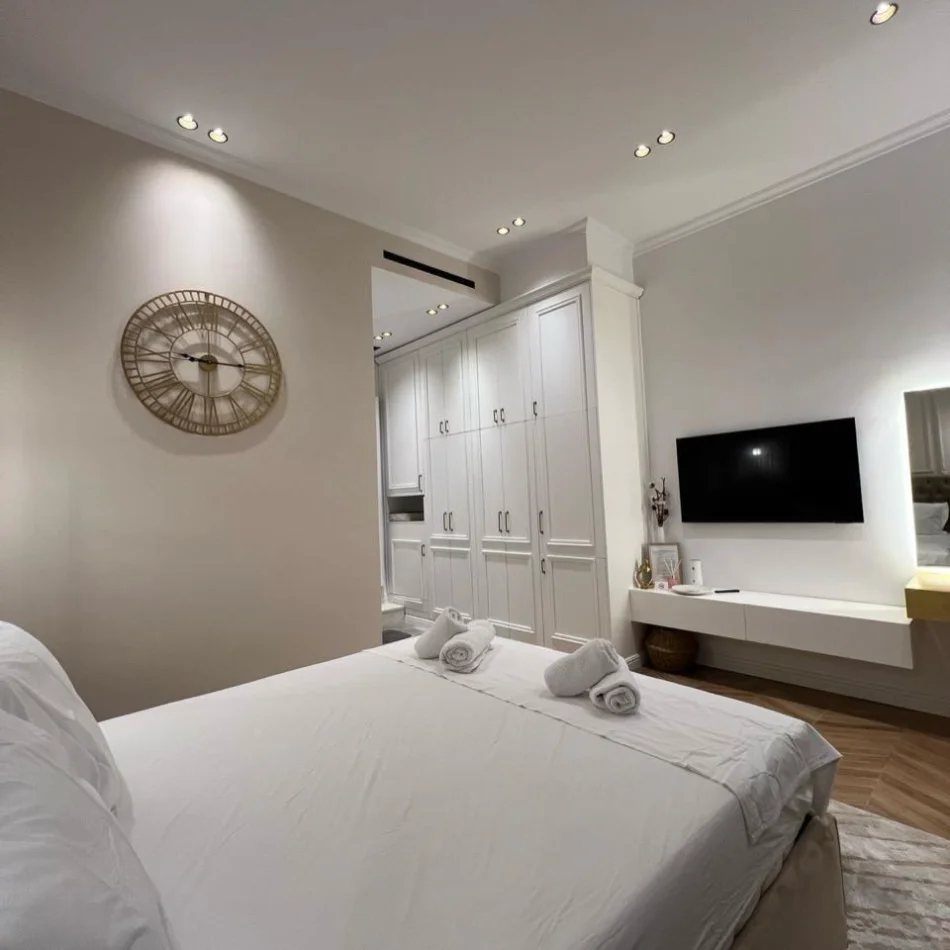 Vlore, shitet garsonier 1+1 , 112 m² 285.000 € (Rradhime)