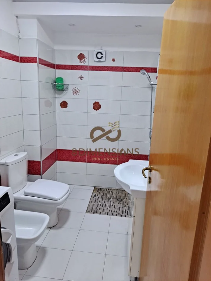 Tirane, jepet me qera apartament 2+1 Kati 2, 85 m² 55.000 € (Stacioni i Trenit)