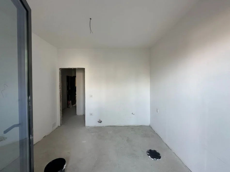 Shqiperi, shitet apartament 1+1+Ballkon Kati 3, 71 m² 180.000 € (Corner Residence)