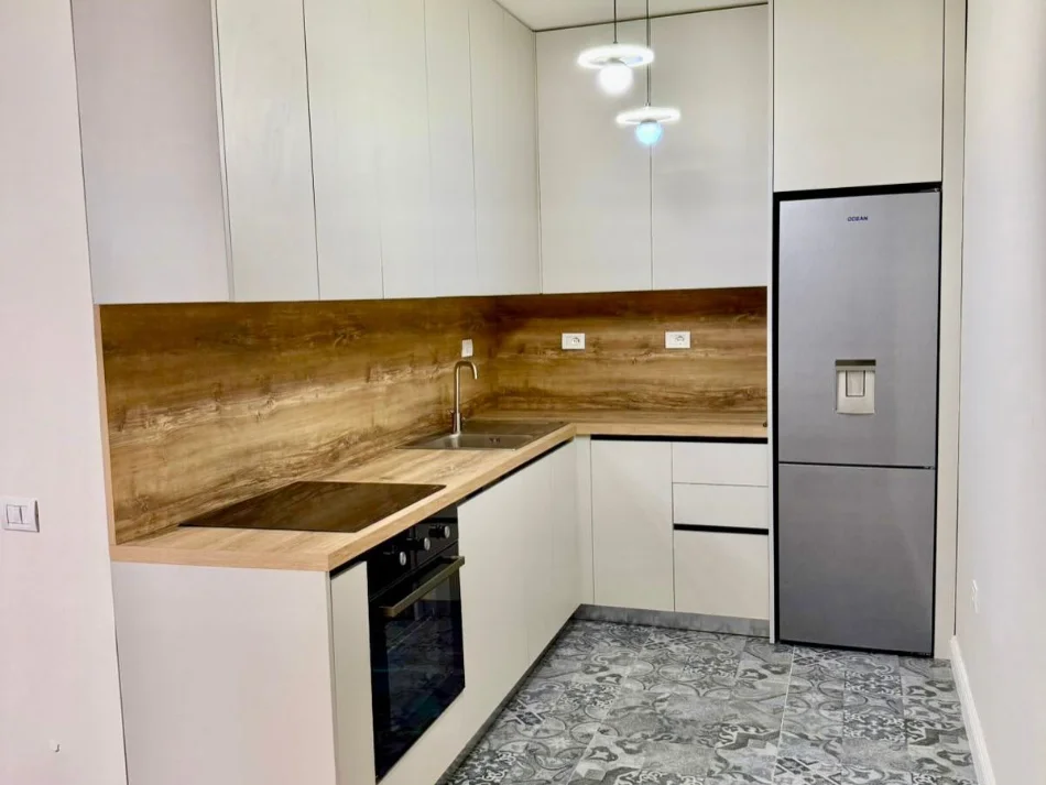 Tirane, shitet 1+1 , 53 m² 155.000 € (gjimnazi partizani)