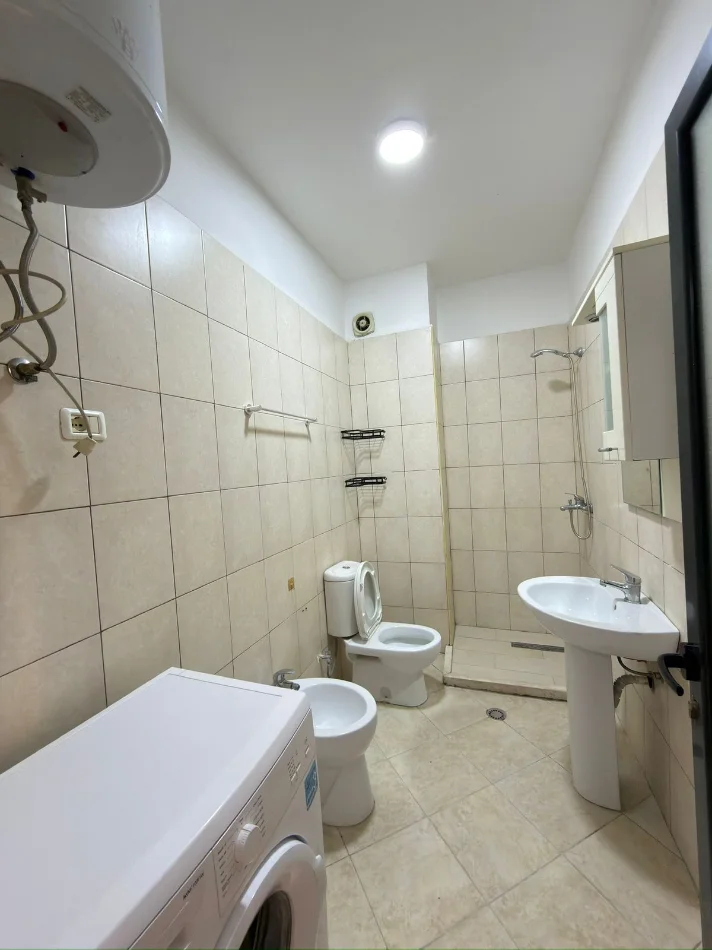 Tirane, shes apartament 2+1 Kati 7, 79 m² 130.000 € 