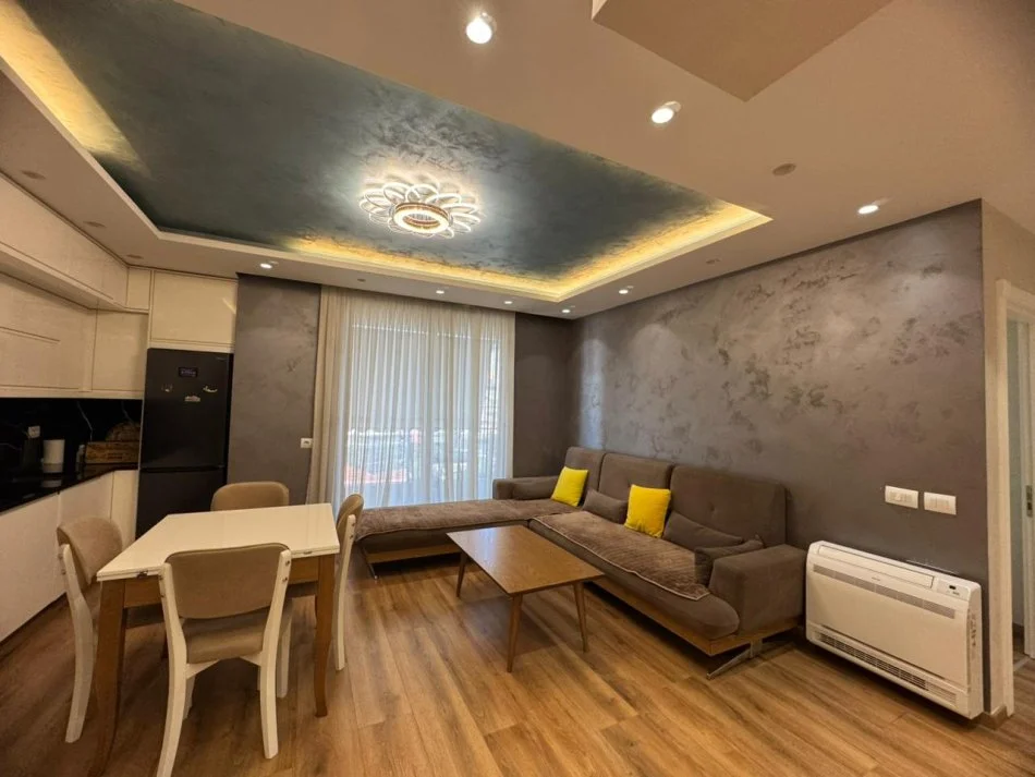 Shqiperi, jepet me qera apartament 2+1+Ballkon Kati 6, 105 m² 1.000 € (Kompleksi Turdiu)