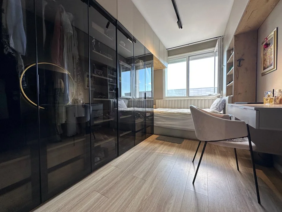 Tirane, shitet apartament 3+1+2+Depo+Indoor Closet+Ballkon , 139 m² 300.000 € (Fiori Di Bosco)