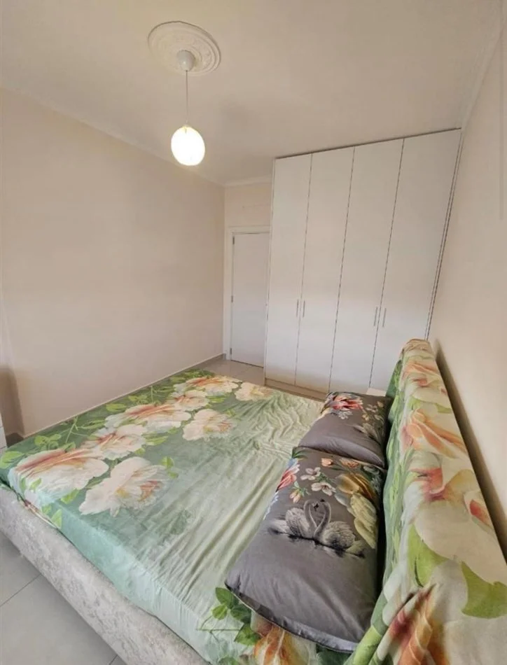 Apartament 2+1+2 me qera tek casa italia (450 Euro)