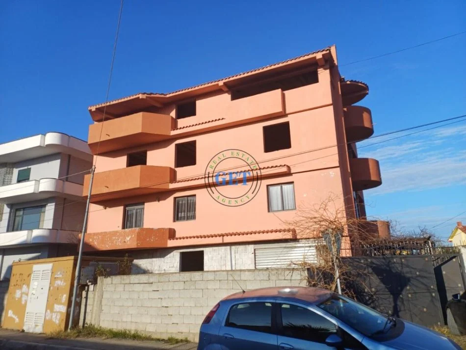 Durres, shitet Vile 3 Katshe Kati 4, 712 m² 297.000 € (Plazh,Durres)
