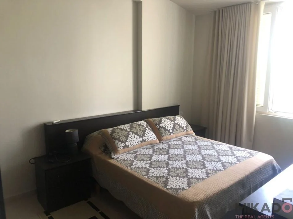 jepet me qera , 110 m² 900 €