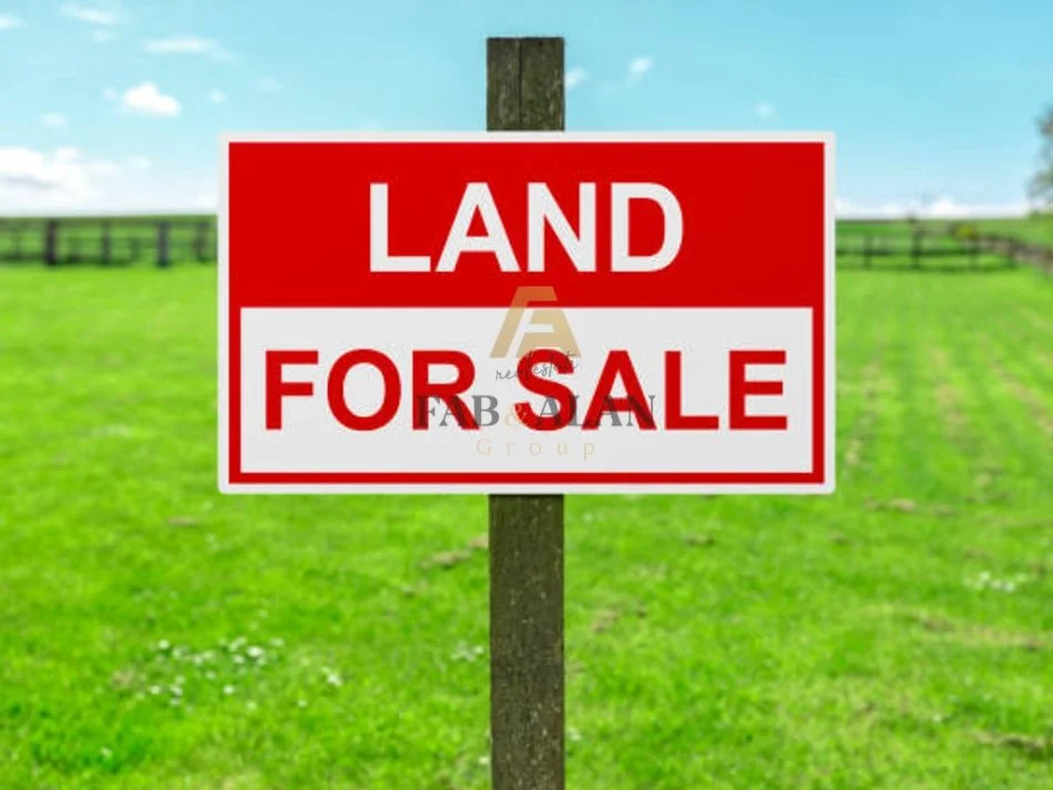 Tirane, PRANE TEGUT TOKE ME % NDERTIMI! , 10.000 m² (TEG-u)