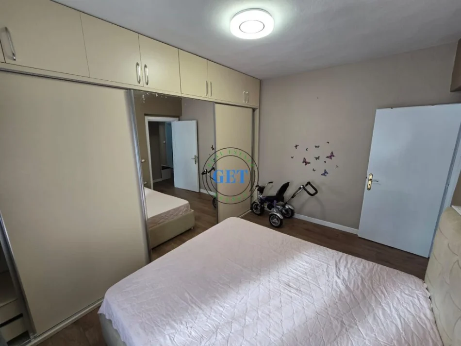 Durres, shitet apartament 2+1+Ballkon Kati 2, 92 m² (Muzeumi)