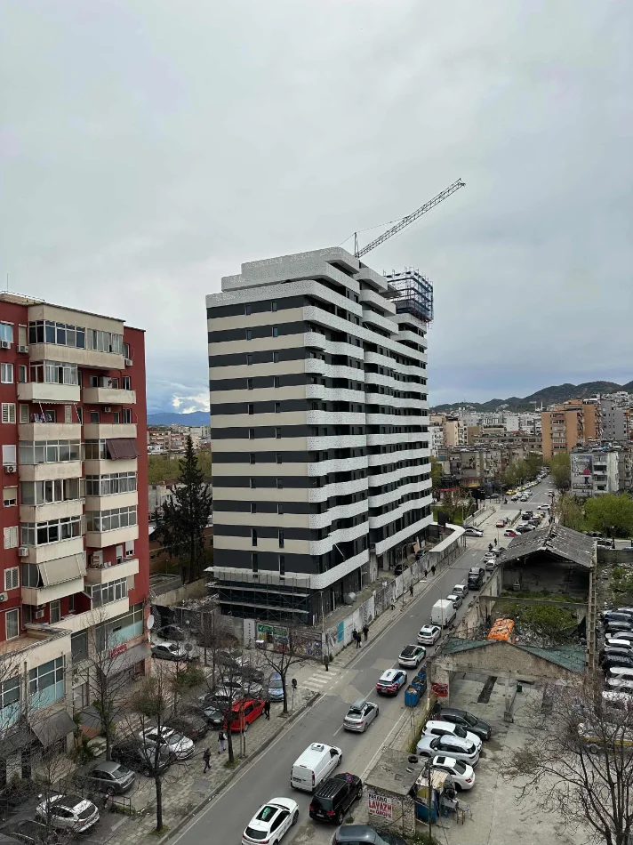 Tirane, shitet apartament 1+1+Ballkon Kati 6, 71 m² 180.000 € (Corner Residence)