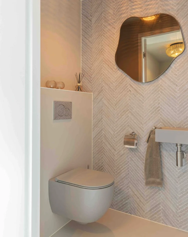 Tirane, shitet apartament 3+1 , 170 m² 296.000 € (ministria jashtme)