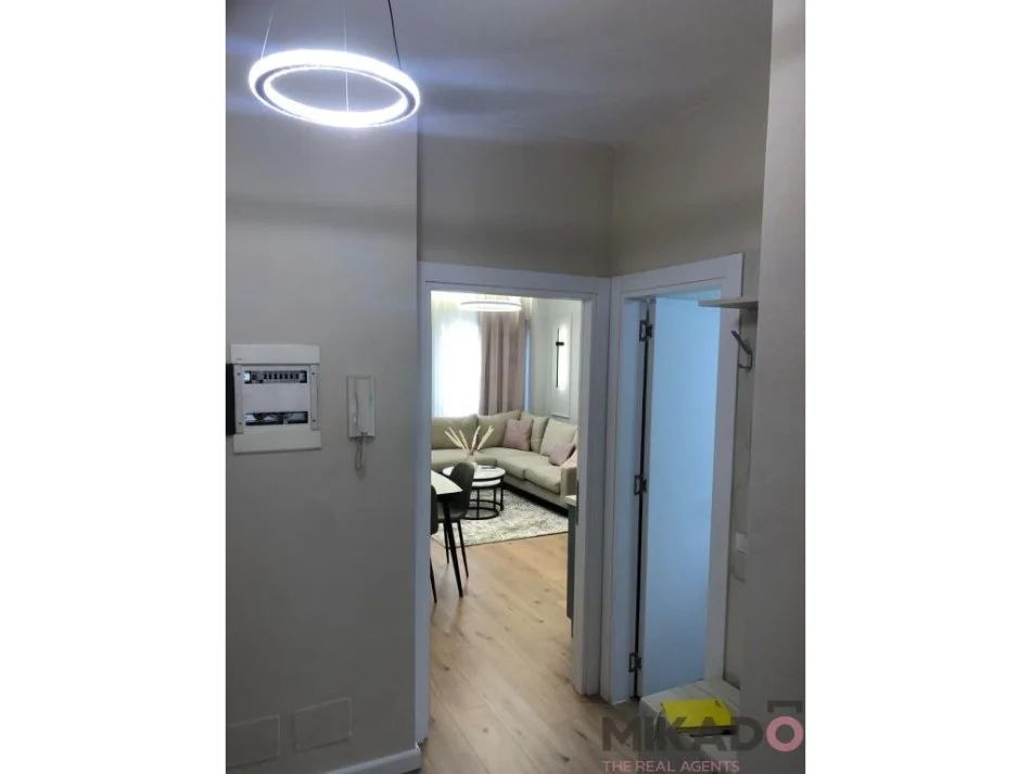 shitet , 99 m² 220.000 €