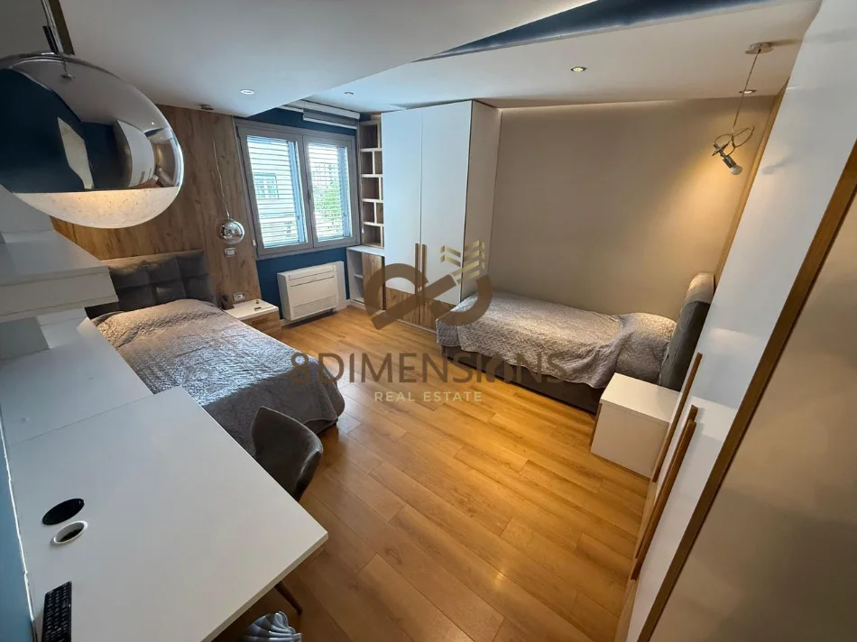 Tirane, jepet me qera apartament 3+1+Ballkon Kati 3, 125 m² 850 € (kinostudio)