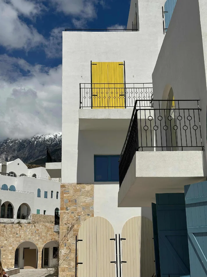 Dhermi - Palase, shitet apartament 2+1+Ballkon Kati 0, 92 m² 368.200 € (Santorini Residence)