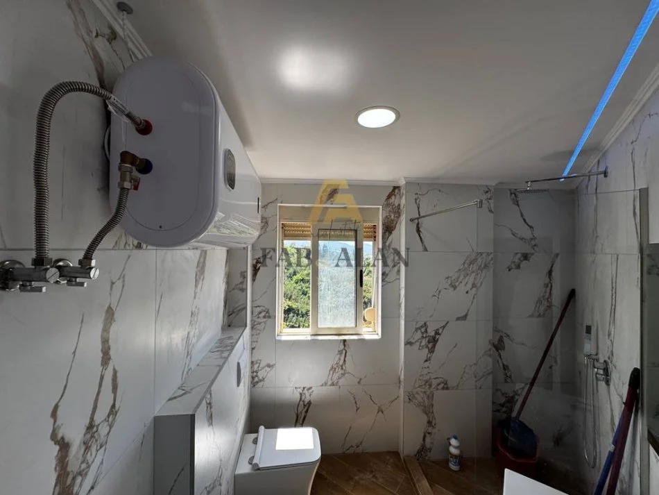 Tirane, shitet apartament 2+1 Kati 4, 124 m² 136.400 € (Fresku, Rruga Baftjar Lici)