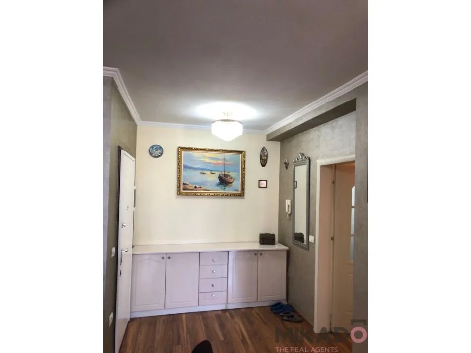 jepet me qera , 108 m² 1.000 €