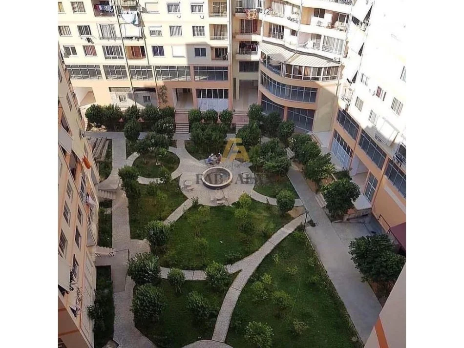 Tirane, shitet apartament 1+1 Kati 7, 73 m² 94.500 € (Fratari, Astir)