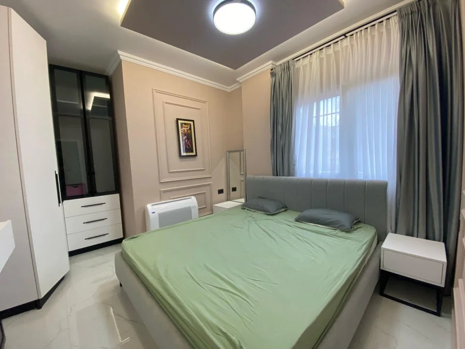 Tirane, jepet me qera apartament 1+1 Kati 2, 65 m² 750 € (RRUGA E DURRESIT)
