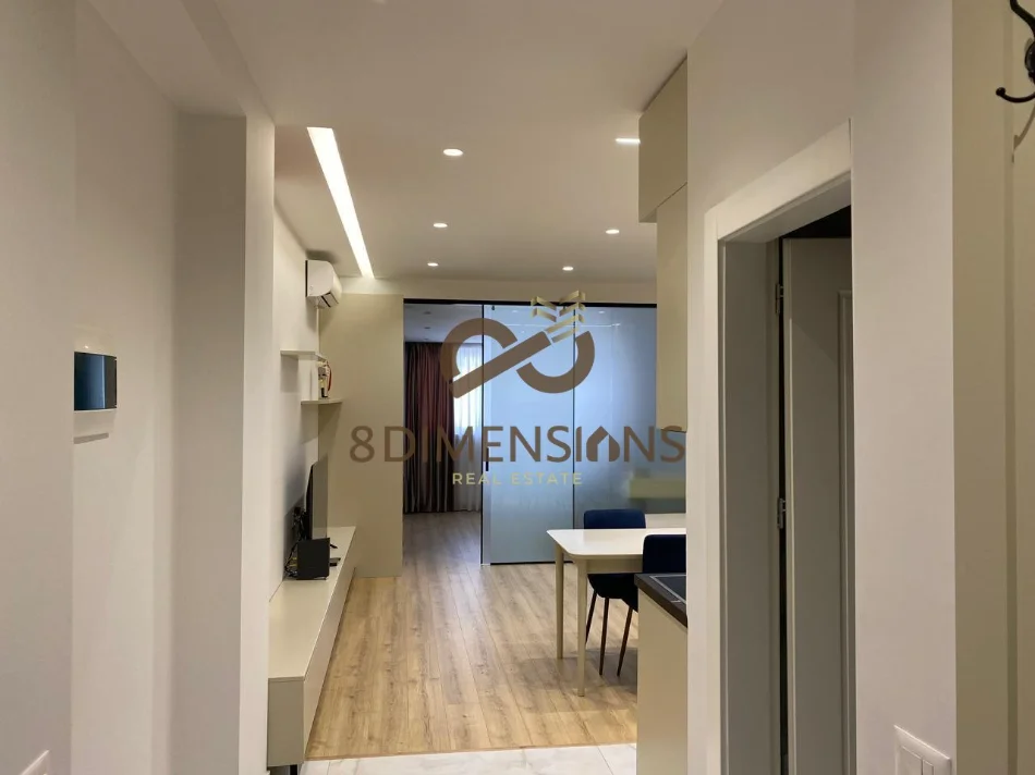 Tirane, shitet apartament 1+1+Ballkon Kati 9, 60 m² 123.000 € (astir)