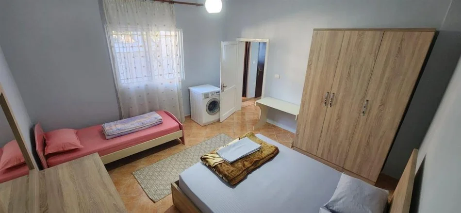 Apartament 1+1 me qera tek Rruga Siri Kodra, Dispanceria (400 Euro)