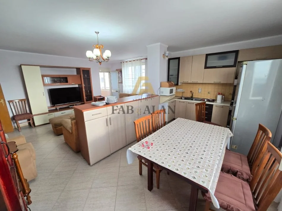 Durres, shitet apartament 2+1 Kati 9, 103 m² 154.500 € (STACIONI I TRENIT, DURRES)