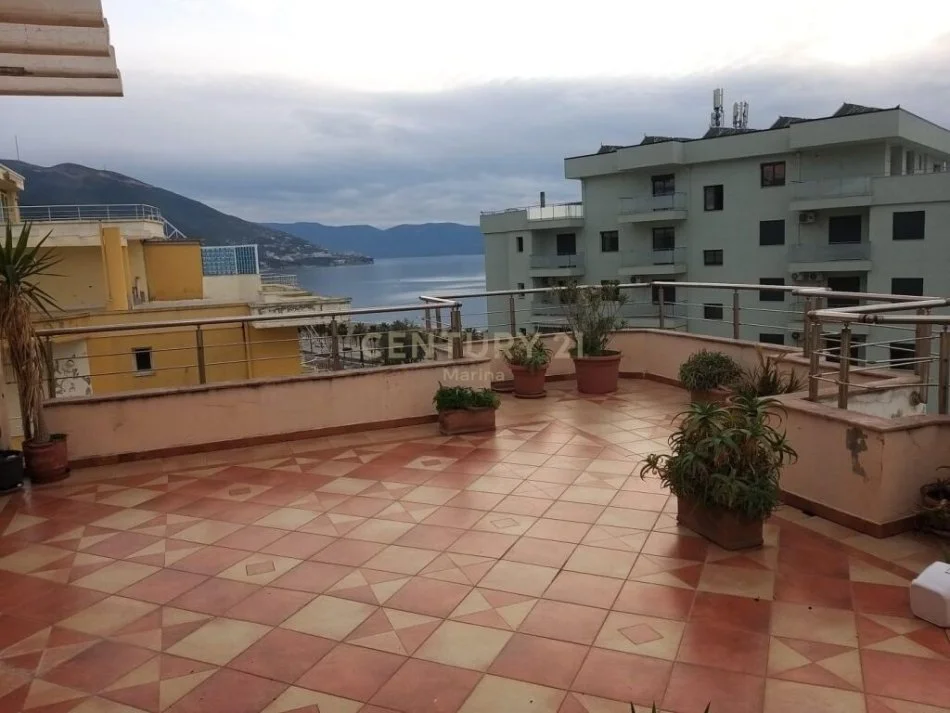 PENTHOUSE PER SHITJE,NE LUNGOMARE!