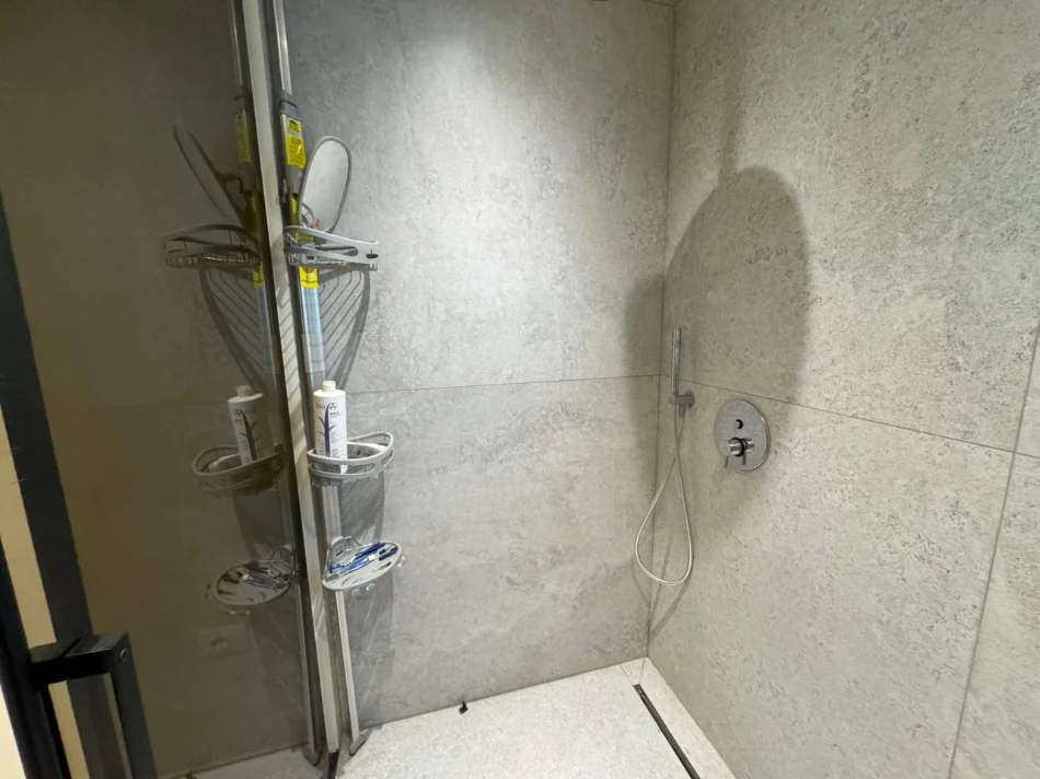 Tirane, shitet apartament 1+1+Ballkon Kati 6, 105 m² 170.000 € (SOKRAT MIHO)