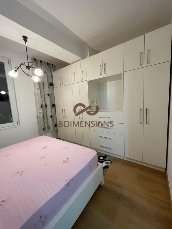 Tirane, shitet apartament 1+1+Ballkon Kati 4, 48 m² 120.000 € (xhamllik)