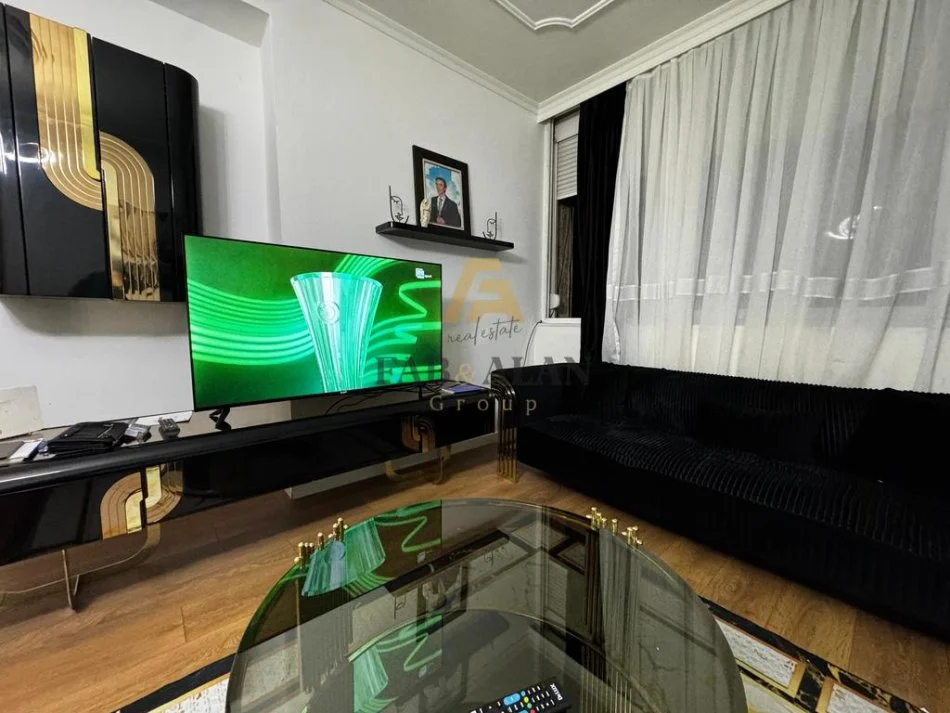 Tirane, shitet apartament 2+1 Kati 9, 90 m² 165.000 € (TV KLAN)
