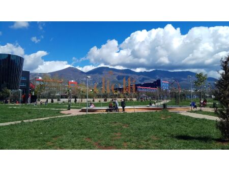 Tirane, shitet apartament 2+1+Ballkon Kati 7, 98 m² (Porcelan)