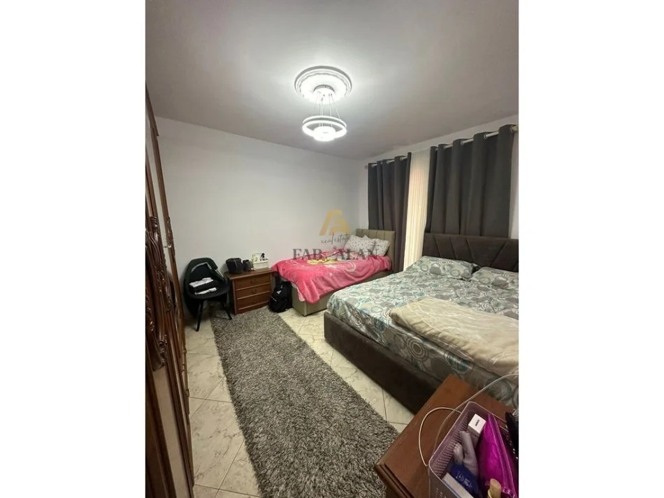 Tirane, jepet me qera apartament 1+1 Kati 3, 74 m² 500 € (Myslym Shyri)