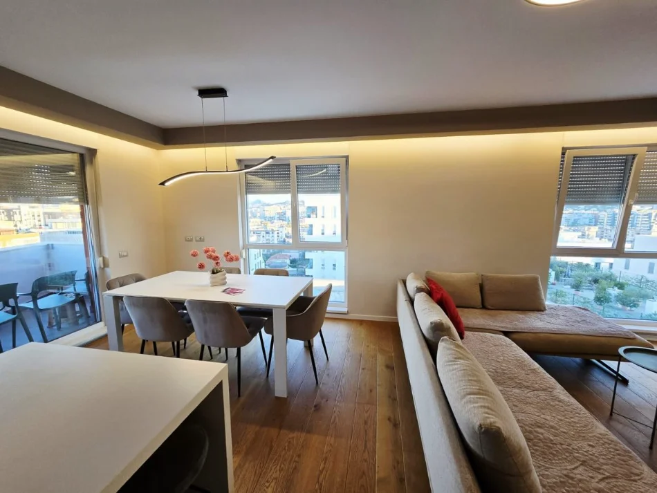 Tirane, shitet apartament+verande | Penthouse 3+1 , 138 m² (21 dhjetori)