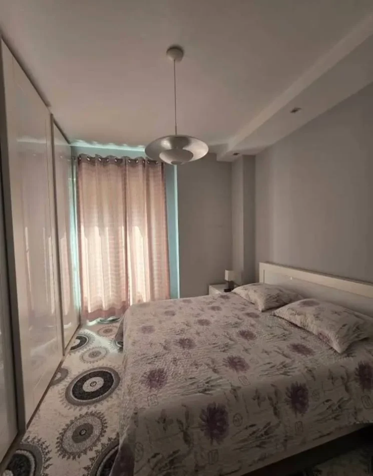 Tirane, jepet me qera apartament 2+1 Kati 5, 94 m² 620 € (rruga frosina plaku)