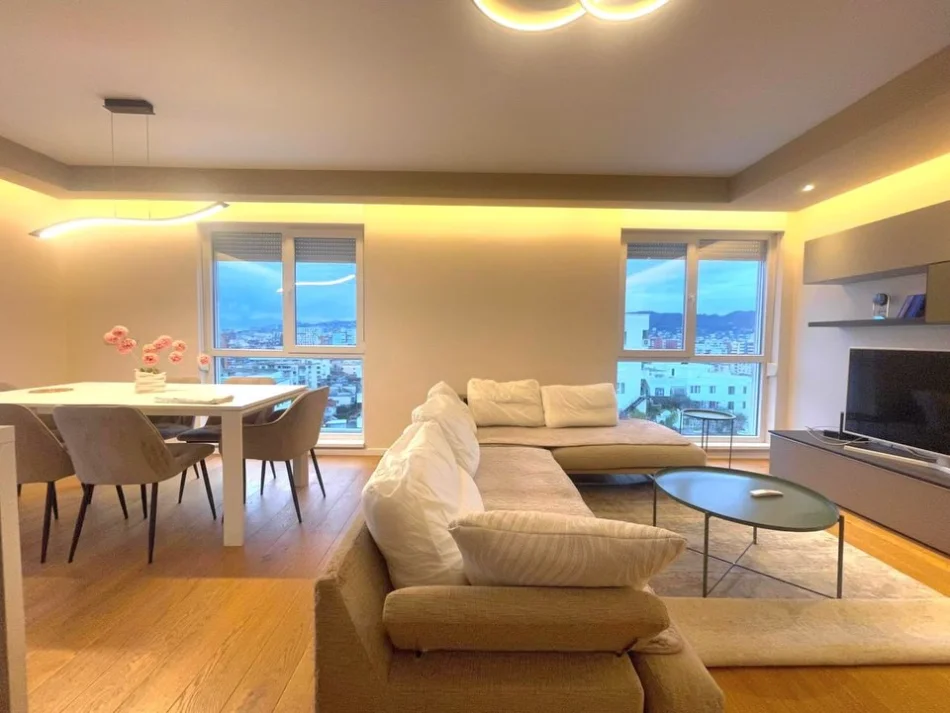 Tirane, shitet apartament+verande | Penthouse 3+1 , 138 m² (21 dhjetori)