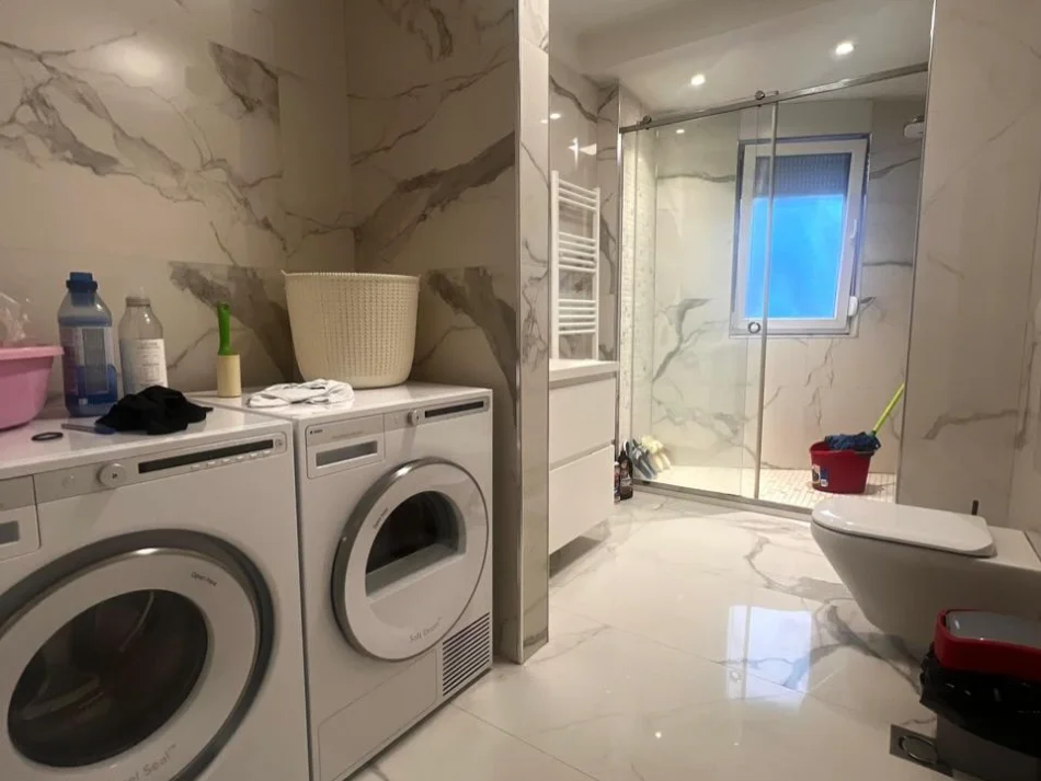 Tirane, shitet apartament+verande | Penthouse 3+1 , 138 m² (21 dhjetori)