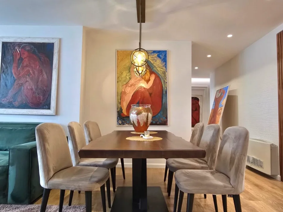 Tirane, shitet apartament 3+1 , 165 m² 619.000 € 