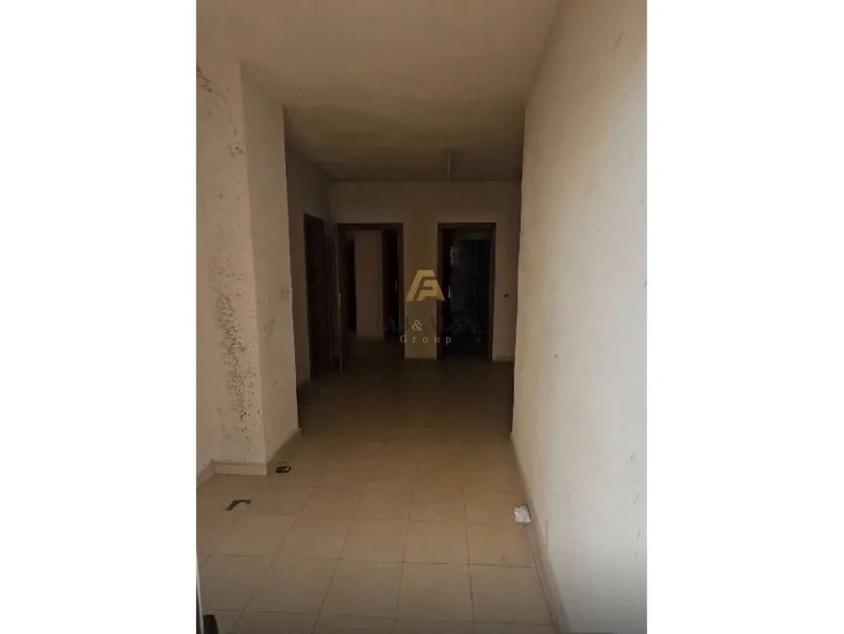 Durres, shitet apartament 3+1 Kati 4, 170 m² 170.000 € (Durres)