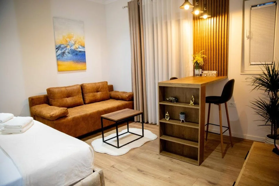 Jepet me Qira ditore: Apartament Modern në Zemër të Tiranës, Kati 5, 40 m² 40 € (Rruga Luigj Gurakuqi)
