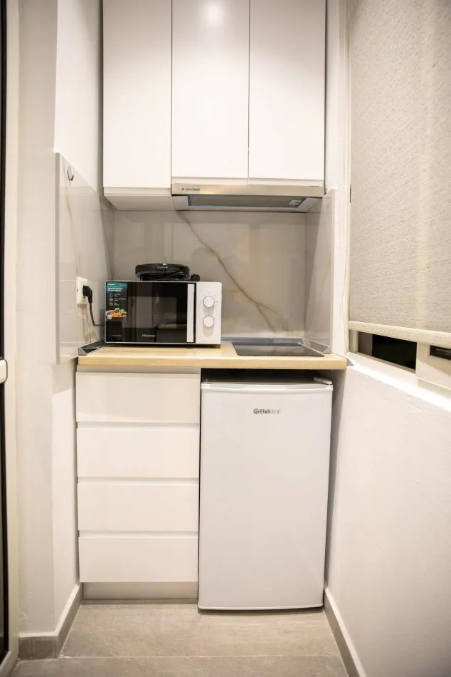 Jepet me Qira ditore: Apartament Modern në Zemër të Tiranës, Kati 5, 40 m² 40 € (Rruga Luigj Gurakuqi)