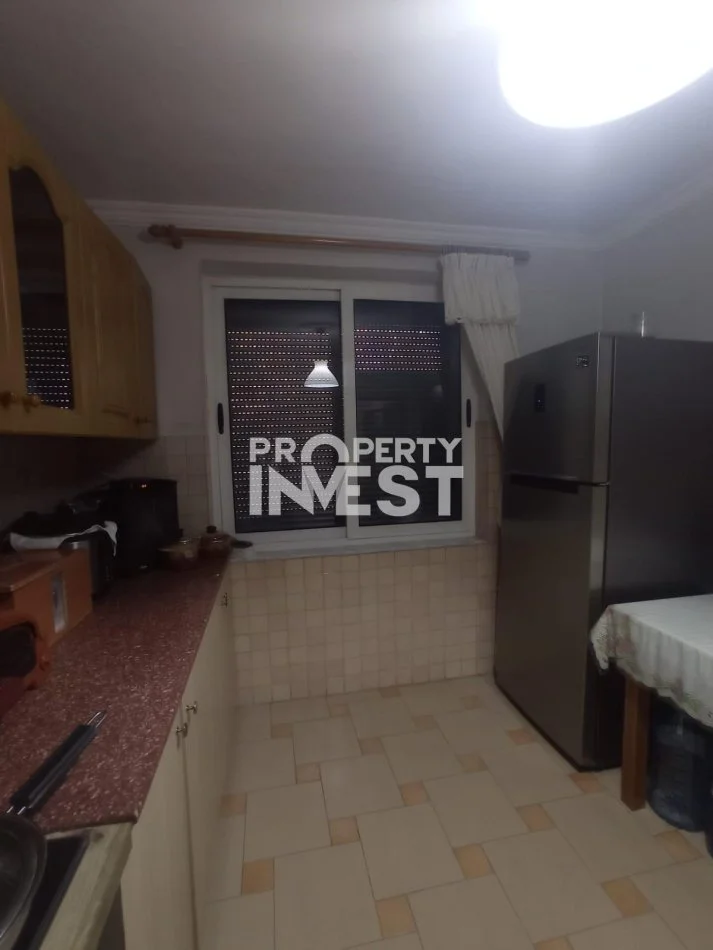 Tirane, shitet apartament 3+1+Ballkon Kati 2, 89 m² 235.000 € (ish blloku)