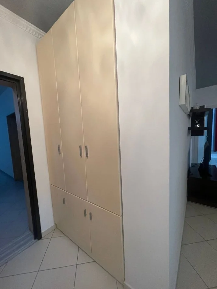 Tirane, jepet me qera apartament 2+1+Ballkon Kati 8, 80 m² 580 € (Kompleksi Panorama Don Bosko)