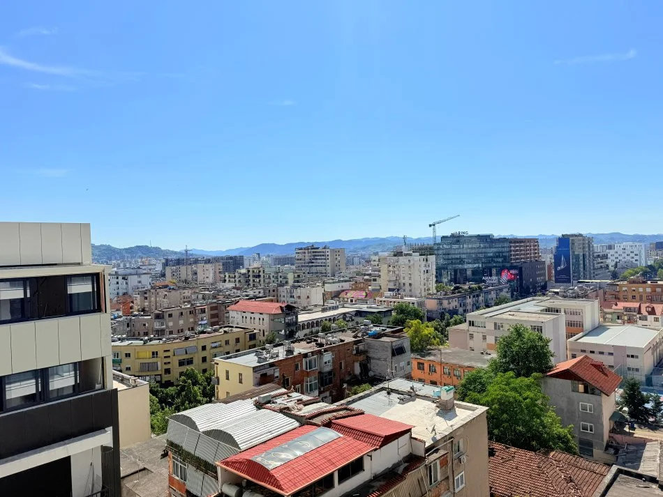Tirane, shitet apartament 3+1+Ballkon Kati 9, 139 m² 320.000 € 
