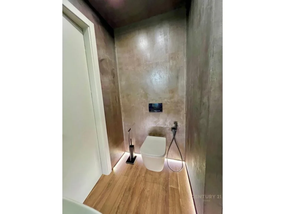 Tirane, shes apartament 3+1 Kati 2, 170 m² 650.000 € (long hill residence)